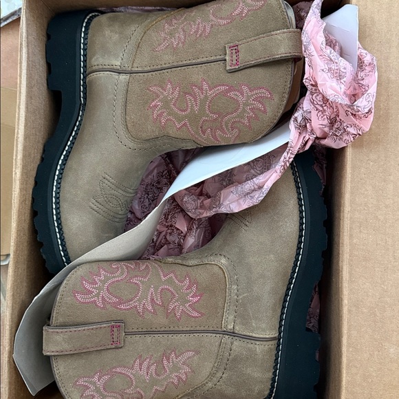 Ariat Women's Heeled Boots - Brown and Pink Embroidery - Picture 2 of 13